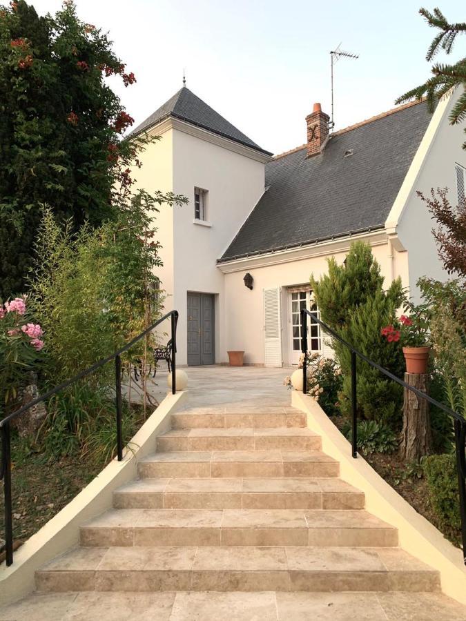 La Tour De Saint Cyr Bed & Breakfast Eksteriør bilde